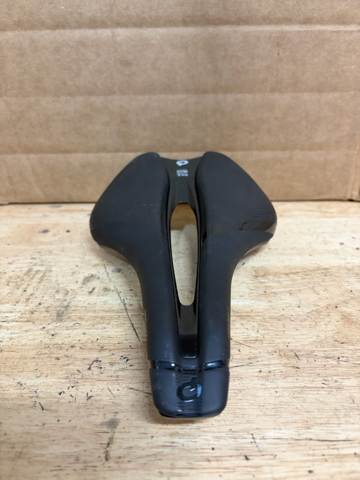 Prologo Dimension saddle - carbon rails - 143mm1