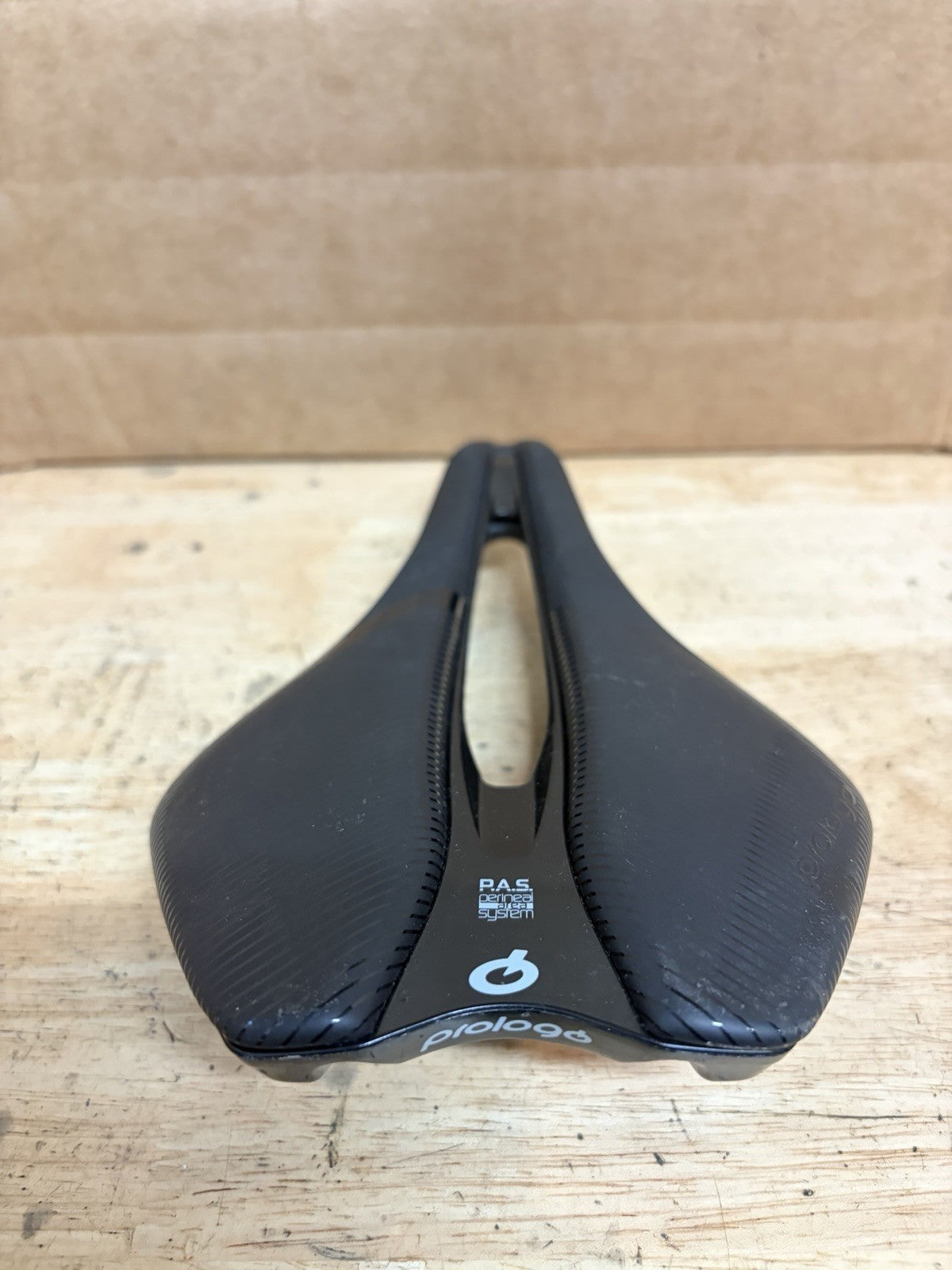 Prologo Dimension saddle - carbon rails - 143mm4